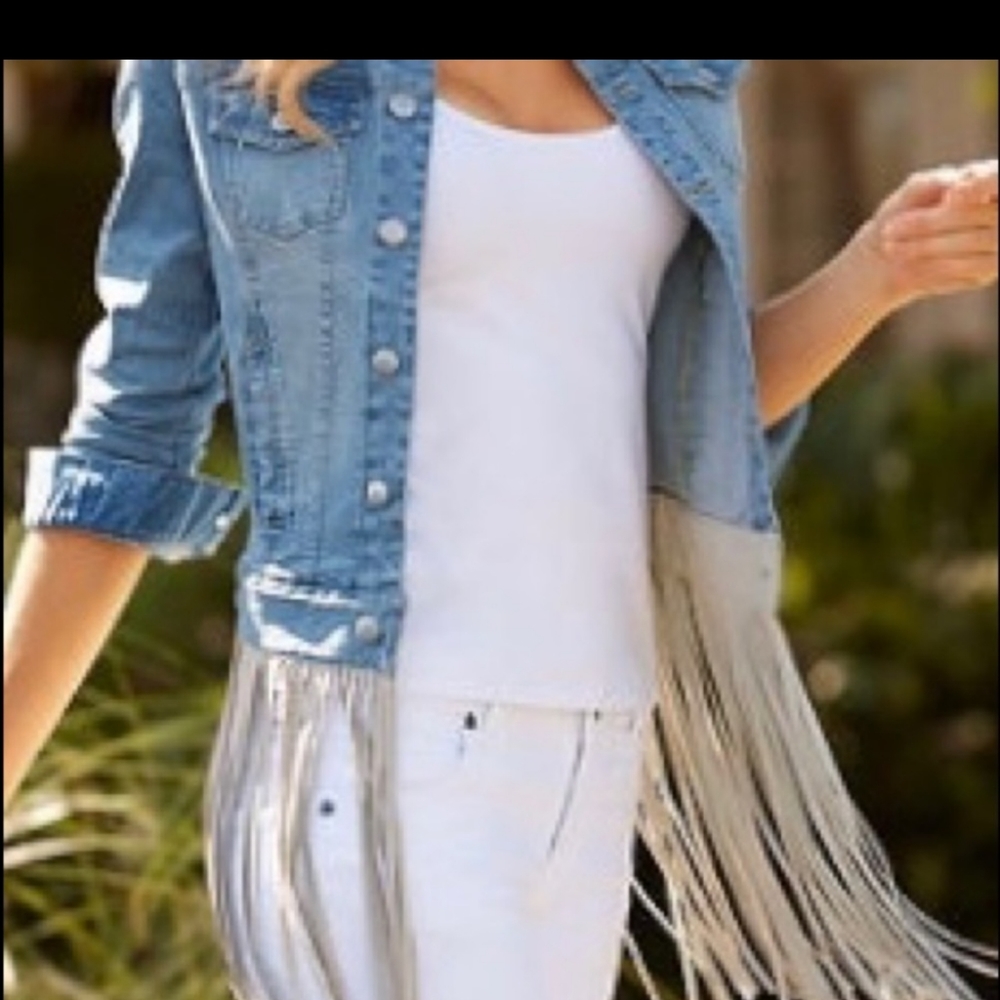 💥SALE💥✨$139.00 NWT BOSTON PROPER fringed denim jacket